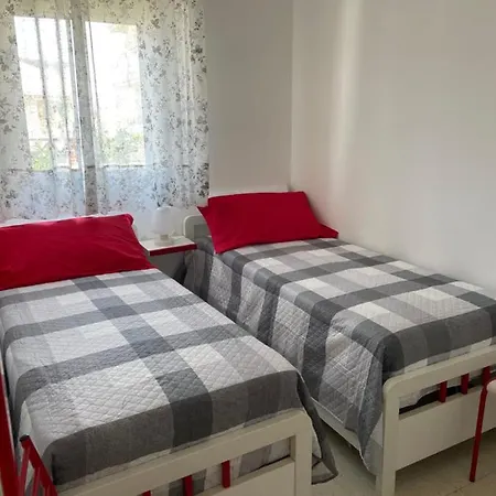 Cosi E 拉古萨的码头